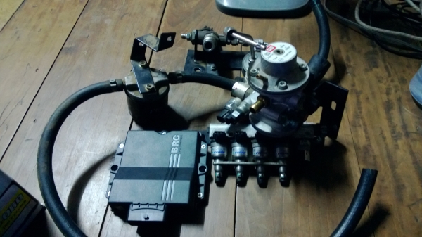 ขายชุดแก๊สหัวฉีด cng โรงงาน