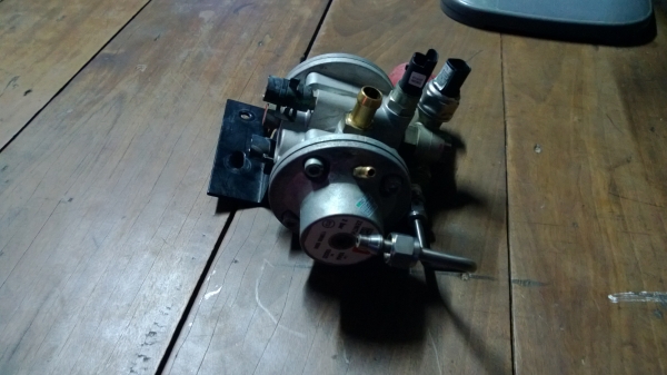 ขายชุดแก๊สหัวฉีด cng โรงงาน