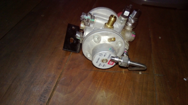 ขายชุดแก๊สหัวฉีด cng โรงงาน