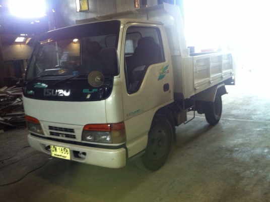 รถดัมพ์ ISUZU nkr  125แรง 3เมตร