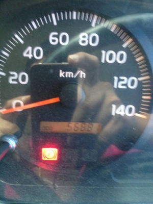 รถฮีโน่ 6 ล้อดั้ม 175 แรงม้า ปี 54  ( รถวิ่ง 5x,xxx กม. )  สนใจติดต่อ  081 - 6079515