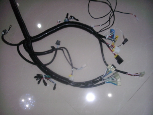 ชุดสายไฟ KOMATSU PC200-6 ชุดสายไฟ KOMATSU PC200-6