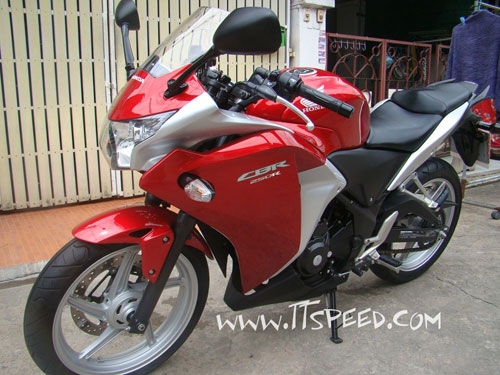 มาใหม่คันที่2!! ขาย CBR 250R รถวิ่งมา 850 โลสภาพใหม่