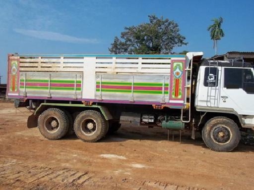 ขาย FUSO 527MA 195 HP ไม่มีเทอร์โบนะครับ บ่องตง