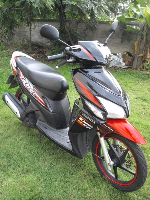 ขาย HONDA CLICK งามๆ พร้อมล้อแม็กครับ