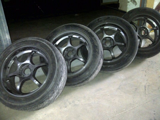 ด่วน แม็กซ์ พร้อมยางขอบ 18 / 5 รู