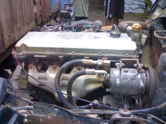 ขาย6ล้อISUZU NPR66PX5T เครื่อง4HG1 ฝาขาวช่วงล่างเดิม เครื่องดีมากๆคับ