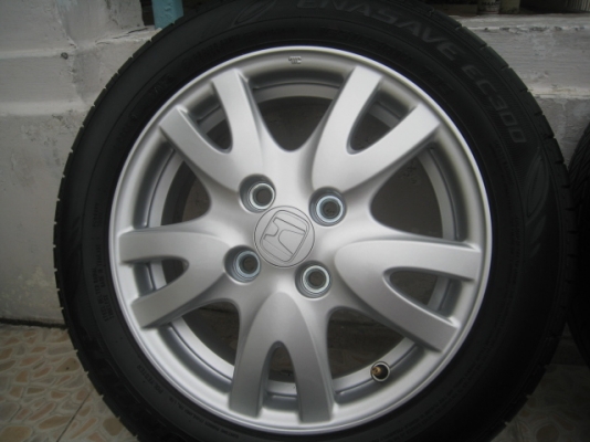 ขายล้อแม็ก Honda brio 14"x5" 4 รู100 et50+ ยางปี 12 (081-3747940)