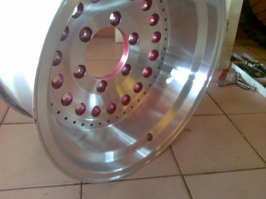 ล้อ15ออฟลึก 6รู 8นิ้วครึ่ง -27 ราคาถูก3000