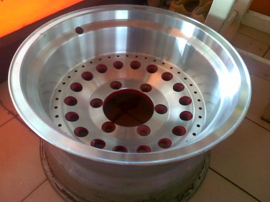 ล้อ15ออฟลึก 6รู 8นิ้วครึ่ง -27 ราคาถูก3000