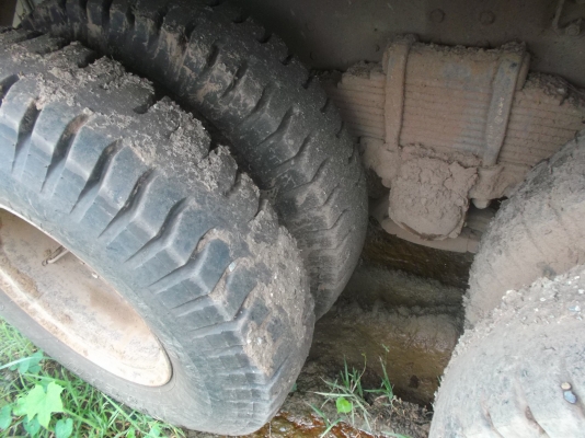 ขายด่วนรถสิบล้อFM3Mดรั้ม2เพลาเครือง240แรงม้าปี38