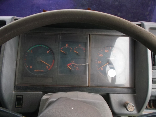 ขายด่วนรถสิบล้อFM3Mดรั้ม2เพลาเครือง240แรงม้าปี38