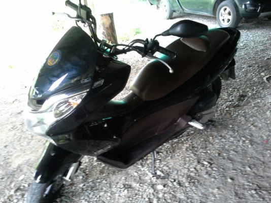 ขาย PCX 125i สีดำสภาพเนียนกริ๊บวิ่งมา 13000โล ไม่มีรอยใดๆ ถูกๆ 50000 ถูกใจต่อรองได้