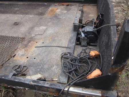 ขาย-กระบะสไลด์ติดคัสซี พร้อมรีโมทสาย ขนาด 5.5 x 2.25 ม. มีวิ๊นน้ำมัน ขาย-กระบะสไลด์ติดคัสซี พร้อมรีโมทสาย ขนาด 5.5 x 2.25 ม. มีวิ๊นน้ำมัน