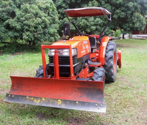 รถไถคูโบต้า L4508 4WD 2 เพลา มีใบมีดตราช้าง ยางสภาพดี มีโรตารี่ RX180 ราคา 350,000 บาท ราคาคุยกันได้