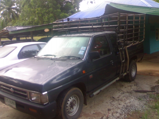 ขายNISSAN BIGMปี96จอโค้ง พร้อมคอกบรรทุก กะทะผ่าเหมาะใช้งานสุดๆคับ