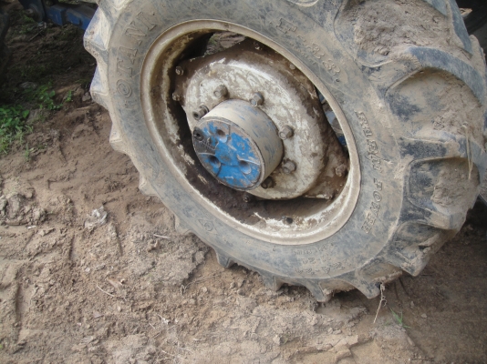 ขายรถไถ ฟอร์ด 6610 สองเพลาแท้