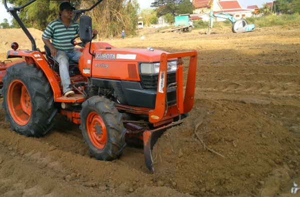 ขาย คูโบต้า 3408 รถก็ดี ราคาก็แจ๋ว พร้อมผาน6*22 สวยตราช้างครับ