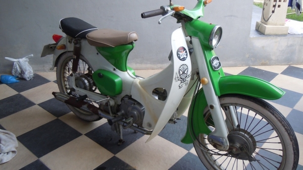 ขาย C100 เครื่องเดิม บอดี้เดิม