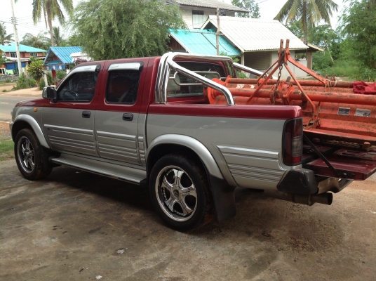 ขายด่วน ฟรอนเทียร์ 4ประตู โฟร์วินล์ พร้อมลุย ล้อแม็ก20"