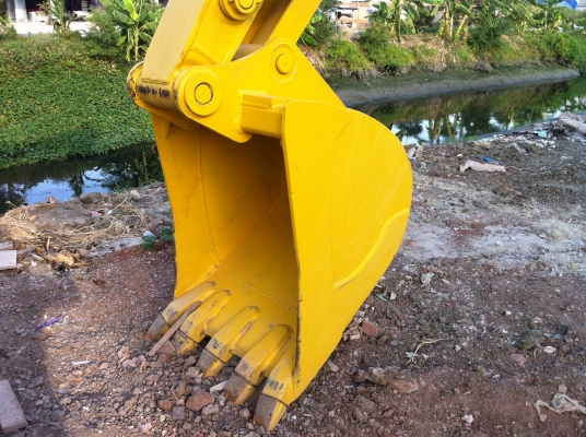 ขายรถแบคโฮ SK135SRL KOBELCO รถสวย สภาพพร้อมใช้งาน ไม่เคยผ่านการใช้งานในไทย