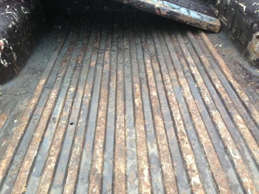 NISSAN BIG M KINGCAB - BD25 MT ปี 36 รถเครื่องแห้งแรงดีมากๆครับ ไม่เคยมีอุบัติเหตุหนักเลย ภายในเก๋งคอนโซลสวยครบพร้อม แอร์เย็น พวงมาลัยธรรมดา กระบะและฝาท้ายมีให้ครบพร้อมไม่ผุกร่อน ช่วงล่างคัชซีมีผุบ้างเล็กน้อยพร้อมใช้งานได้เลย ยางสภาพดี 60\% เอกสารเล่มทะเบี NISSAN BIG M KINGCAB - BD25 MT ปี 36 รถเครื่องแห้งแรงดีมากๆครับ ไม่เคยมีอุบัติเหตุหนักเลย ภายในเก๋งคอนโซลสวยครบพร้อม แอร์เย็น พวงมาลัยธรรมดา กระบะและฝาท้ายมีให้ครบพร้อมไม่ผุกร่อน ช่วงล่างคัชซีมีผุบ้างเล็กน้อยพร้อมใช้งานได้เลย ยางสภาพดี 60\% เอกสารเล่มทะเบี