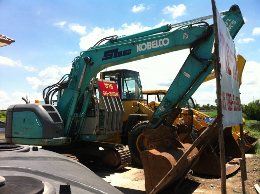 ขายถูกรถแบคโฮ SK135SR ยีห้อ KOBELCO รถเก่านอก ไม่เคยผ่านการใช้งานในไทย