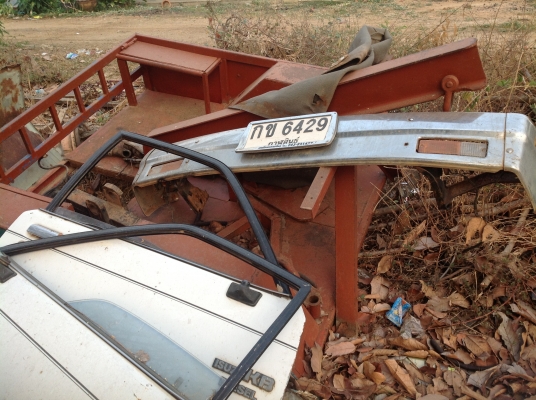 ขาย อะไหล่ถูกๆ ประตู isuzu. KBZ-2500cc. R-L. 2.500 บาท ขาย อะไหล่ถูกๆ ประตู isuzu. KBZ-2500cc. R-L. 2.500 บาท