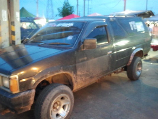 Nissan BigM VAN ปี 90