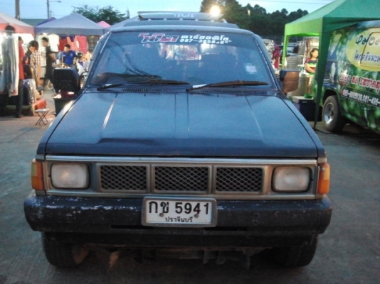 Nissan BigM VAN ปี 90