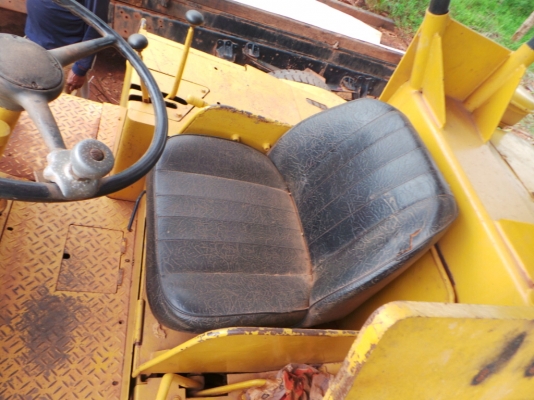 รถตักล้อยางรุ่น 910 ไม่มีเอกสาร รถตักล้อยางรุ่น 910 ไม่มีเอกสาร