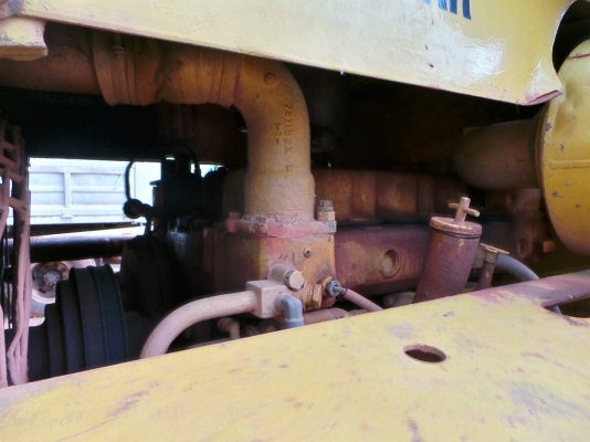 รถตักล้อยางรุ่น 910 ไม่มีเอกสาร รถตักล้อยางรุ่น 910 ไม่มีเอกสาร