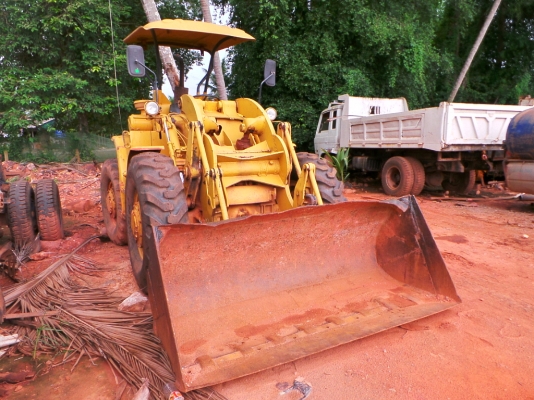 รถตักล้อยางรุ่น 910 ไม่มีเอกสาร รถตักล้อยางรุ่น 910 ไม่มีเอกสาร