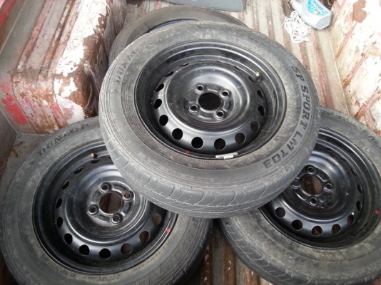 ขายกระทะเดิม Nissan March ไม่รวมยาง