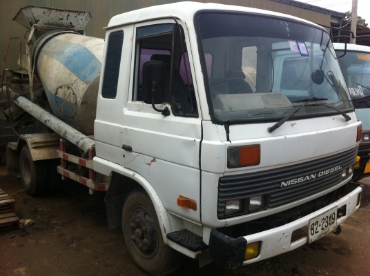 NISSAN (ทะเบียนพร้อมโอน) รถโม่ปูน (โม่นอกทั้งชุด) ช่วงล่างใหญ่ พวงมาลัย POWER เบรกทิฟฟี่ ทะเบียนพร้อมโอน