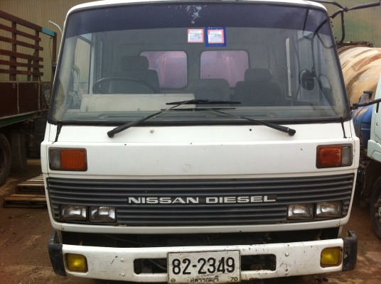 NISSAN (ทะเบียนพร้อมโอน) รถโม่ปูน (โม่นอกทั้งชุด) ช่วงล่างใหญ่ พวงมาลัย POWER เบรกทิฟฟี่ ทะเบียนพร้อมโอน