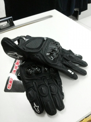 ขายถุงมือ Alpinestars รุ่น S1