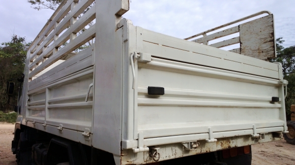 6ล้อดั้มISUZU 240แรง ปี*53 ไมล์น้อยแค่หลักหมื่น 38000 กม.ใช้น้อย... 6ล้อดั้มISUZU 240แรง ปี*53 ไมล์น้อยแค่หลักหมื่น 38000 กม.ใช้น้อย...