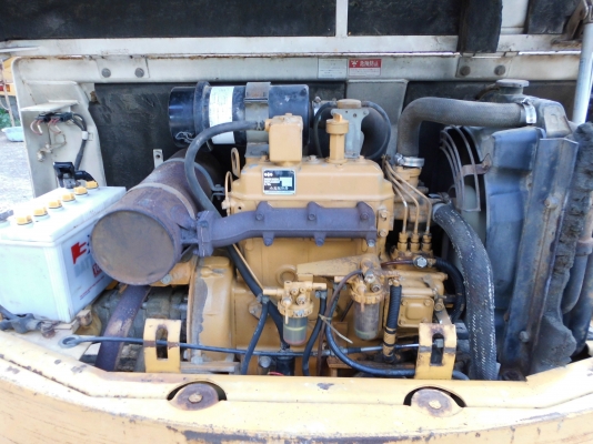 ขายรถแบคโฮ KOMATSU PC-30 รุ่น 6