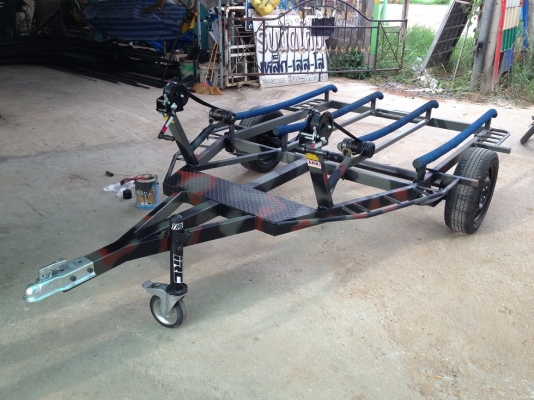 รับทำเทรลเลอร์ลากเจ็ทสกีครับ