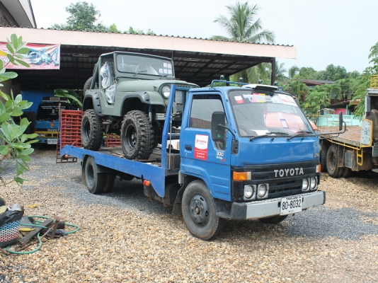 ขายรถยกสไลด์-ท้ายลาดพับเก็บได้ ได้รถใหม่แล้วแบ่งกันเอาไปทำกินต่อราคาไม่แพงครับ ขายรถยกสไลด์-ท้ายลาดพับเก็บได้ ได้รถใหม่แล้วแบ่งกันเอาไปทำกินต่อราคาไม่แพงครับ