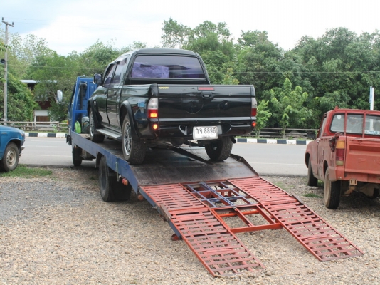 ขายรถยกสไลด์-ท้ายลาดพับเก็บได้ ได้รถใหม่แล้วแบ่งกันเอาไปทำกินต่อราคาไม่แพงครับ ขายรถยกสไลด์-ท้ายลาดพับเก็บได้ ได้รถใหม่แล้วแบ่งกันเอาไปทำกินต่อราคาไม่แพงครับ