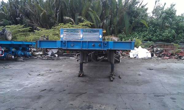 ขายหาง12เมตรสภาพดีพร้อมใช้งาน