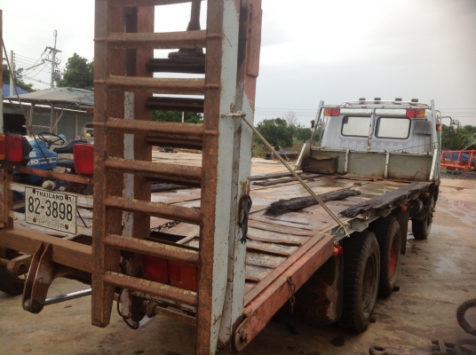 ขายด่วนกะบะเทรเลร์บรรทุกรถเกี่ยวข้าวถูกๆ