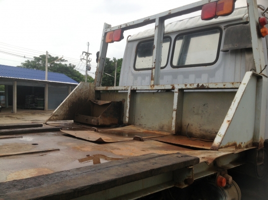 ขายด่วนกะบะเทรเลร์บรรทุกรถเกี่ยวข้าวถูกๆ ขายด่วนกะบะเทรเลร์บรรทุกรถเกี่ยวข้าวถูกๆ