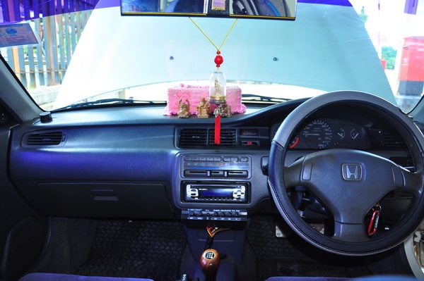 ขายรถยนต์ HONDA CIVIC 4Dr LXi 1.6 MT ปี 94  สภาพสวย ติด LPG ใช้งาน 2 ระบบ สวยพร้อมใช้