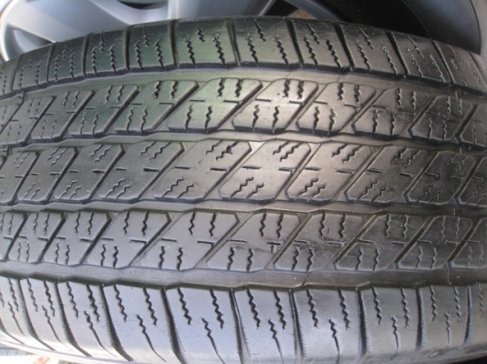 ขายล้อแม็ก Toyota vigo 17"x7.5" et 30 6รู 139+ ยางปี 10,3 เส้นและปี 11,1 เส้น(081-3747940)