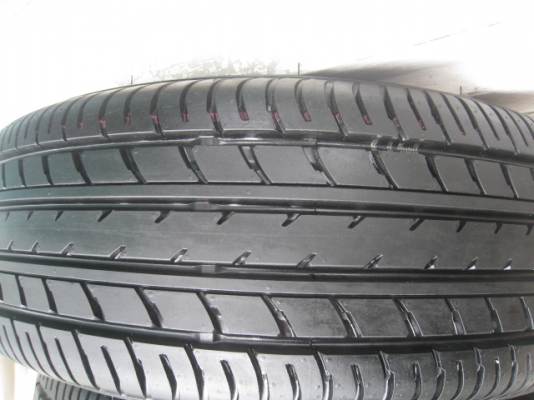 ขายล้อแม็กป้ายแดง Toyota vios 15"x5.5" et45 4รู100 +ยางปี2013  (081-3747940)