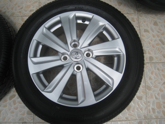 ขายล้อแม็กป้ายแดง Toyota vios 15"x5.5" et45 4รู100 +ยางปี2013  (081-3747940)