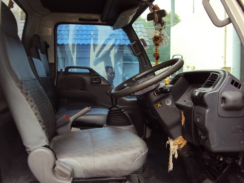 ขาย ISUZU NPR ตู้แห้ง  130Hpเทอร์โบ รถห้าง6ล้อยาว5เมตรปี2007